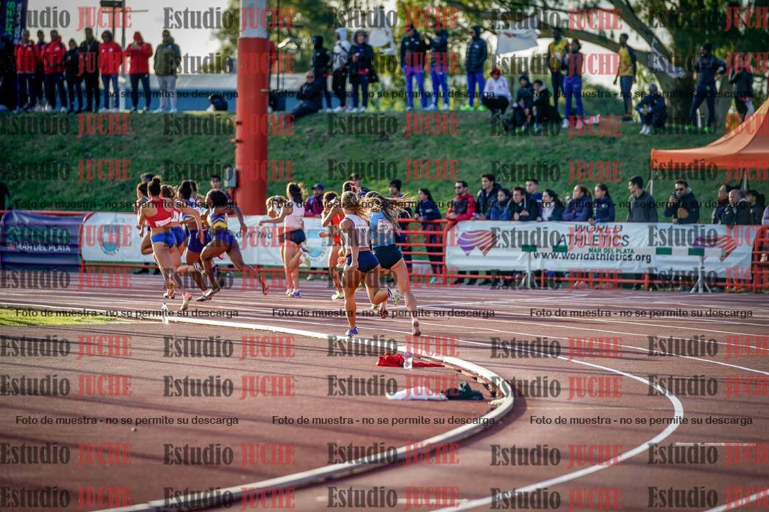 Fotos de los relevos 4x100 m de mujeres