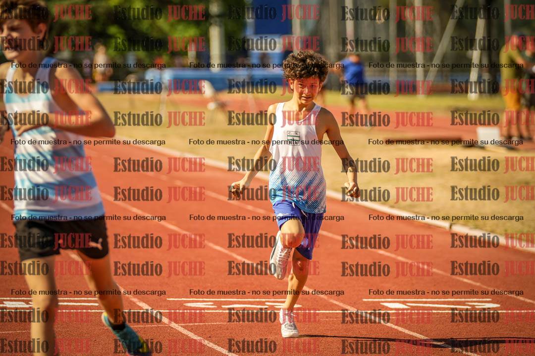 Fotos de los 400 m llanos de varones
