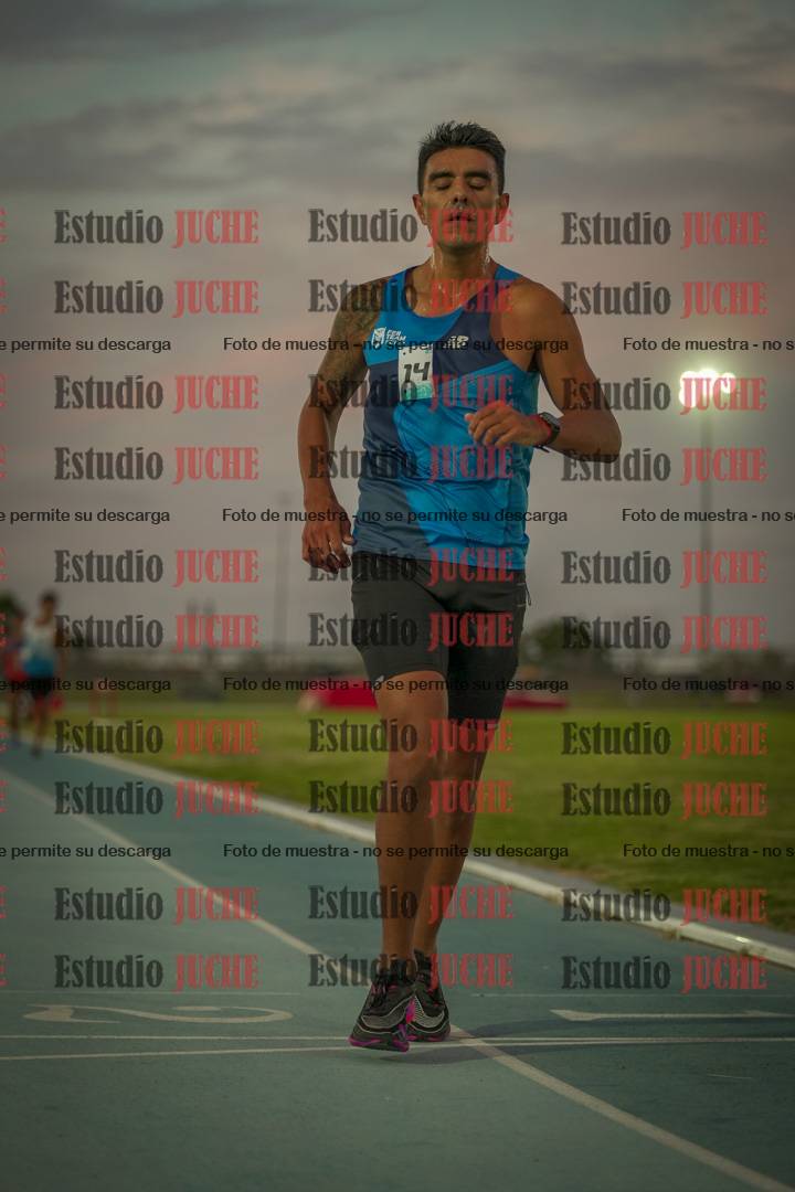 Fotos de los 3000 m llanos de varones