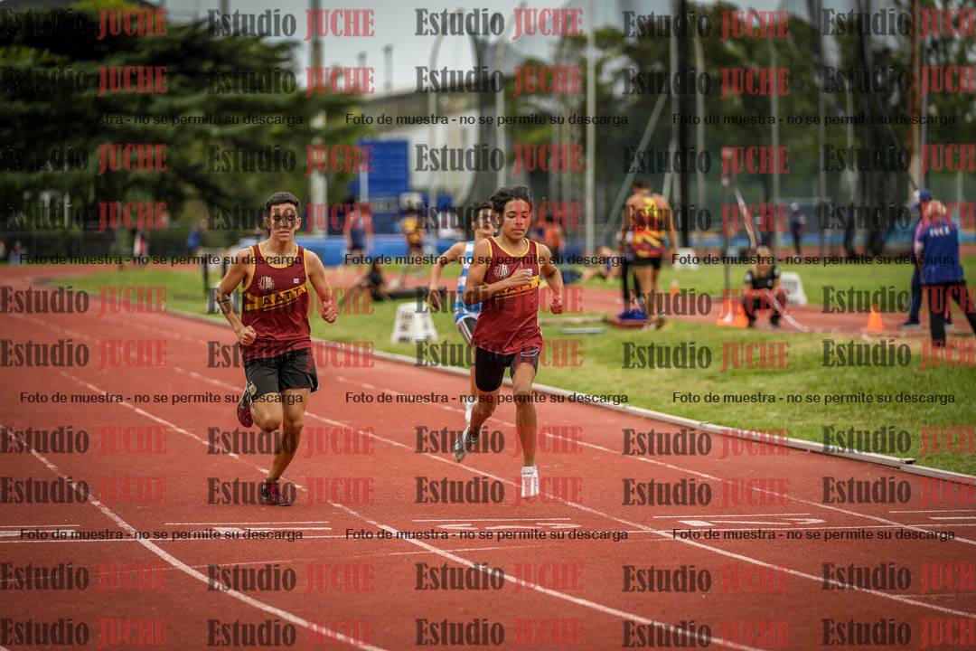 Fotos de los 400 m llanos de varones