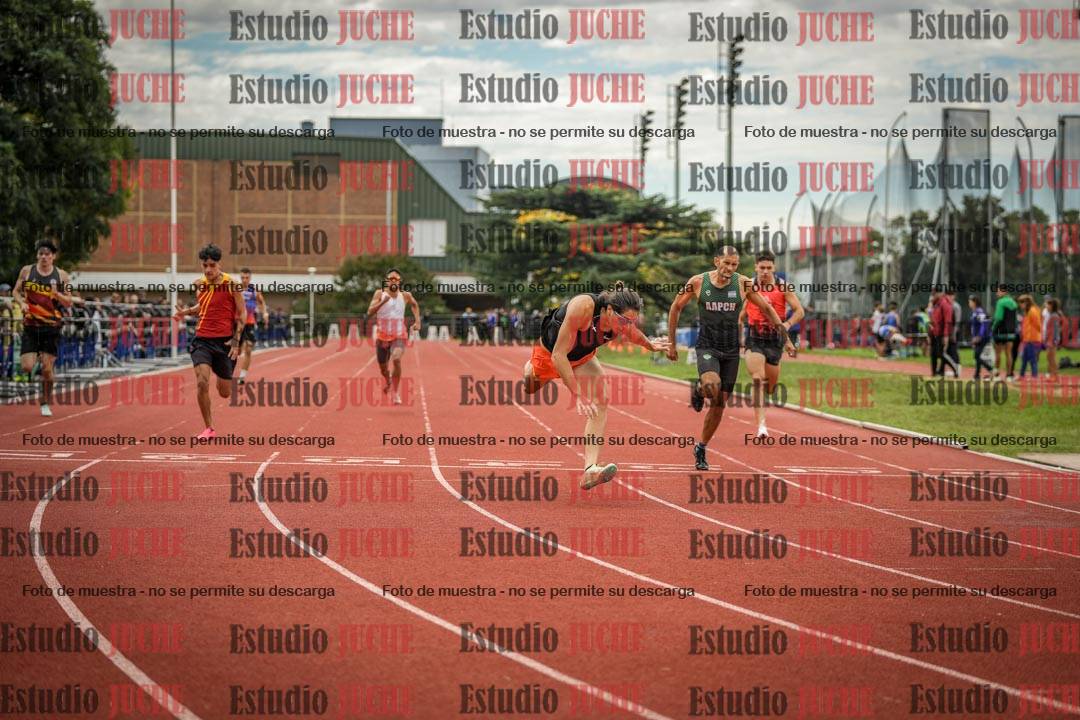 Fotos de los 400 m llanos de varones