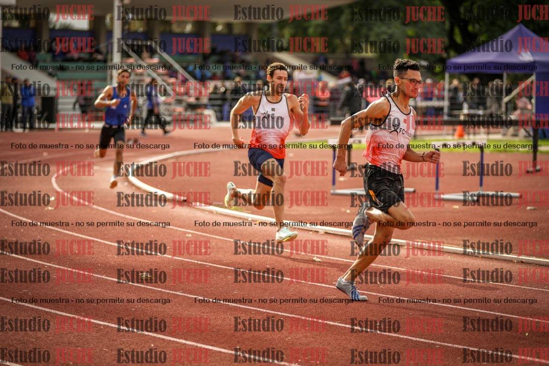 Fotos de los 400 m llanos de varones