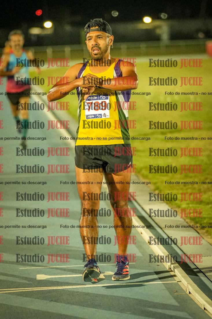 Fotos de los 3000 m llanos de varones