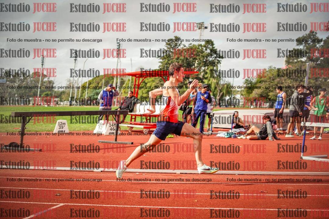 Fotos de los 400 m llanos de varones