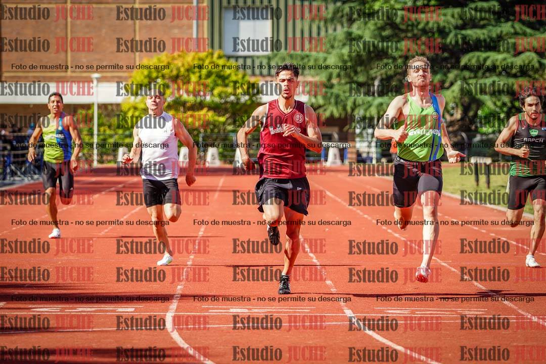 Fotos de los 200 m llanos de varones
