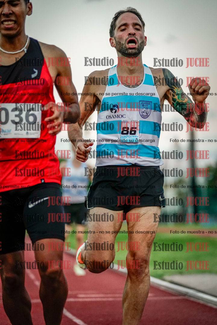 Fotos de los 1500 m llanos de varones