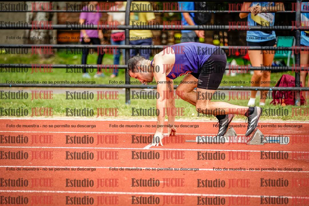 Fotos de los 400 m con vallas de varones