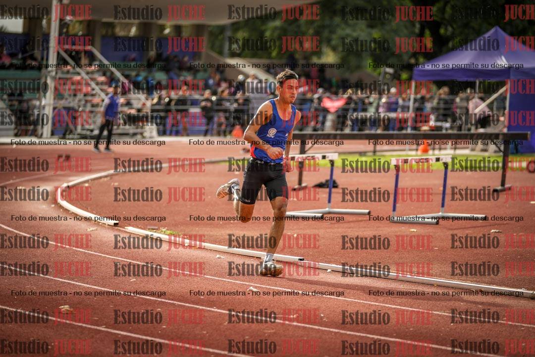 Fotos de los 400 m llanos de varones