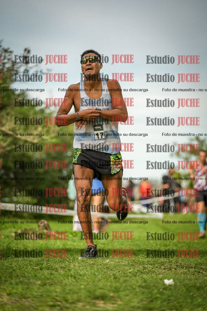 Fotos de la llegada del cross de 8000 m