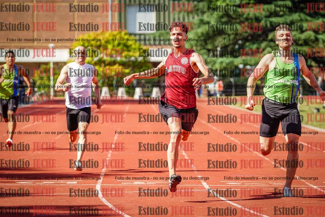 Fotos de los 200 m llanos de varones
