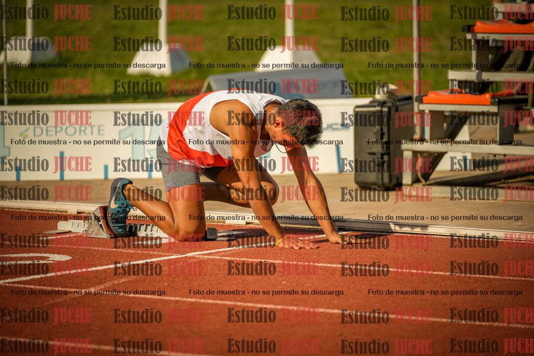 Fotos de los 400 m llanos de varones