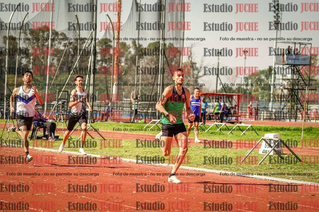 Fotos de los 400 m llanos de varones
