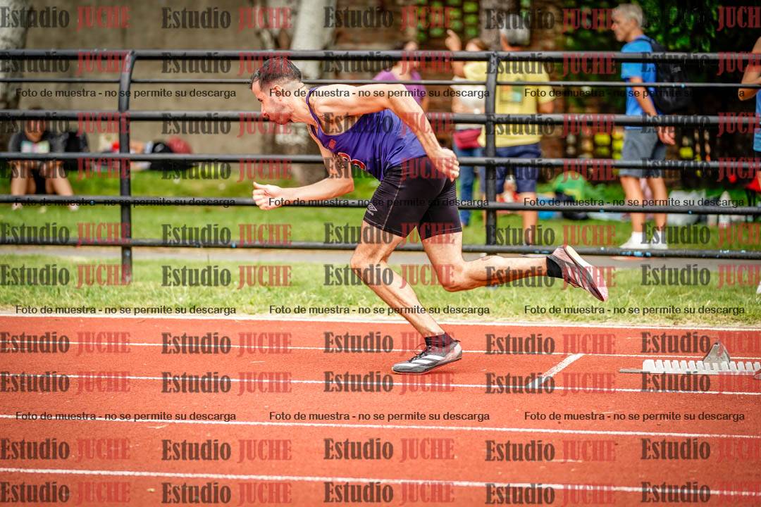 Fotos de los 400 m con vallas de varones