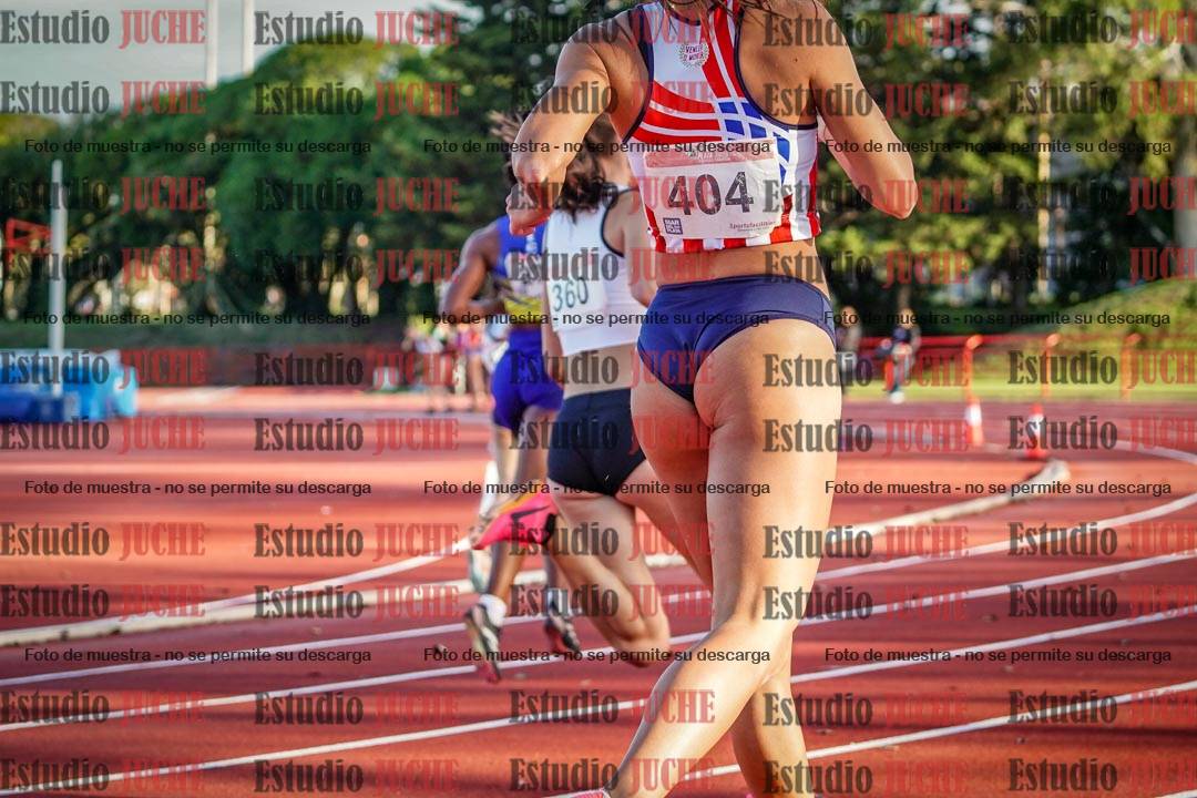 Fotos de los relevos 4x100 m de mujeres