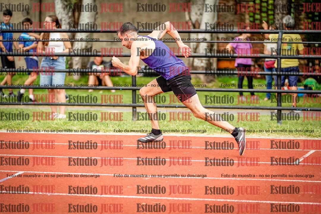 Fotos de los 400 m con vallas de varones