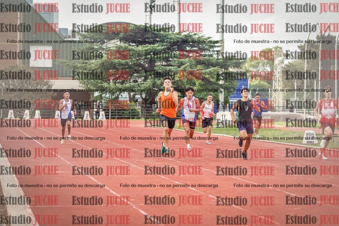 Fotos de los 400 m llanos de varones