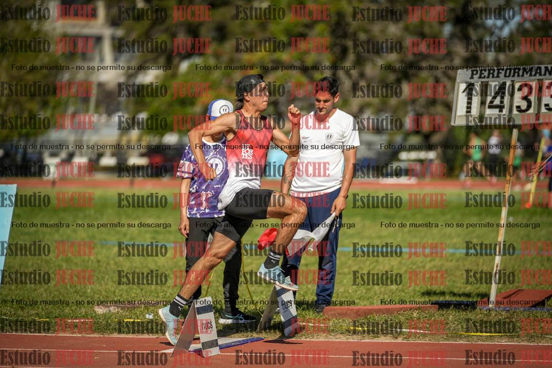 Fotos del salto triple de varones