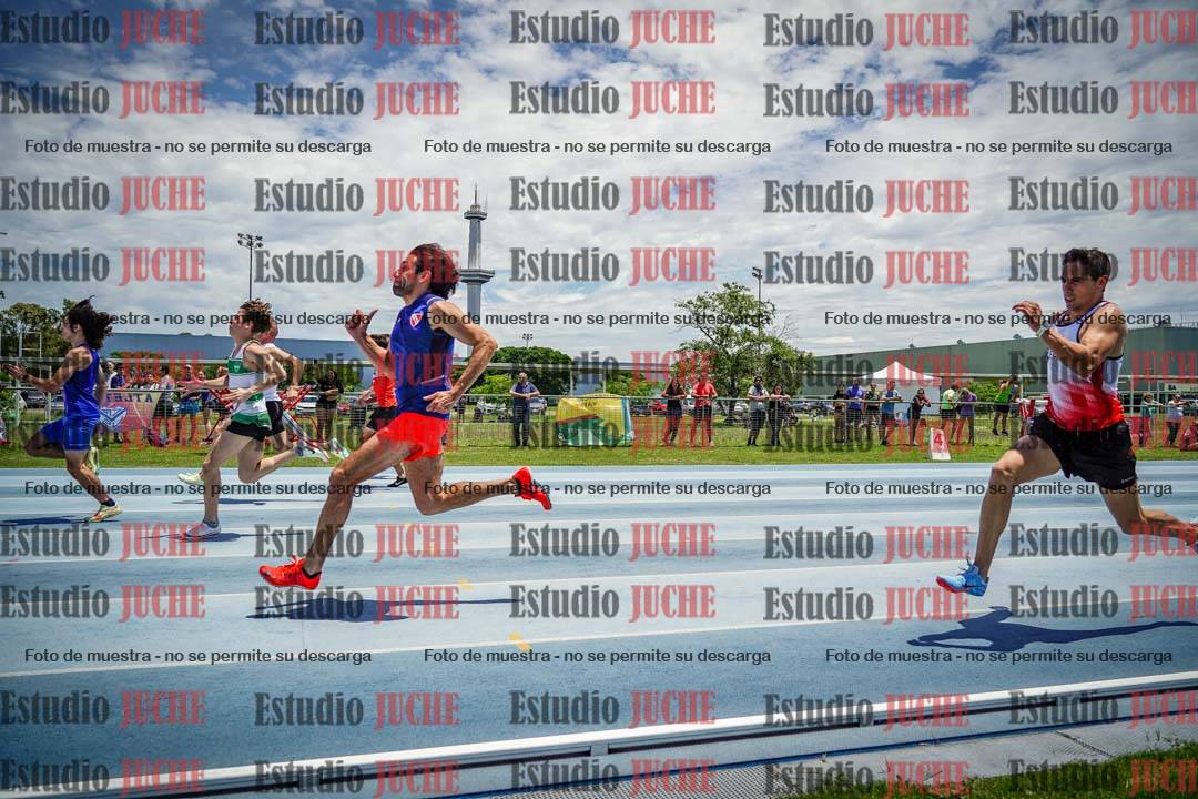 Fotos de los 100 m llanos de varones