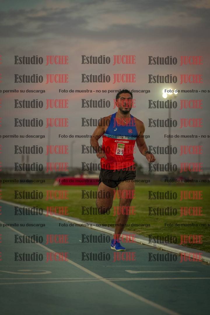 Fotos de los 3000 m llanos de varones