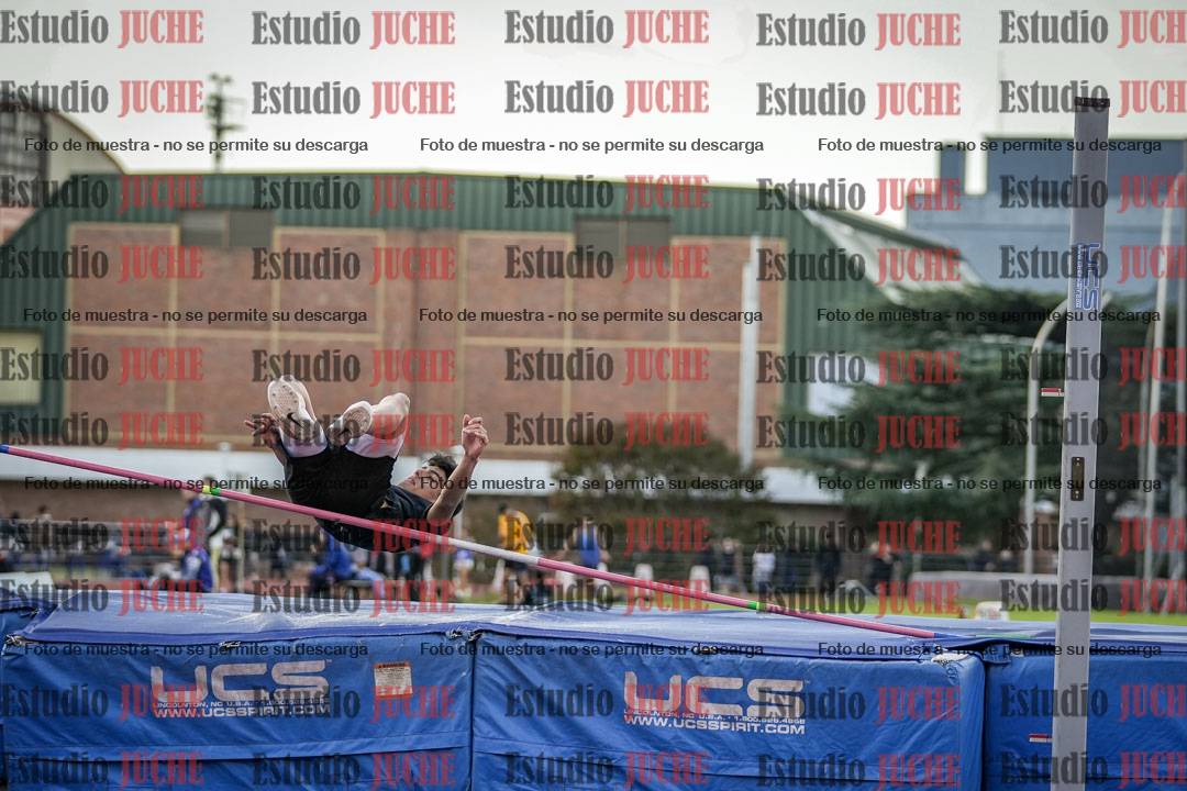 Fotos del salto en alto de varones - decatlón 4