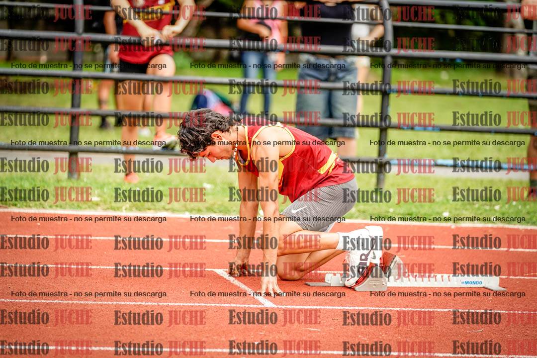 Fotos de los 400 m con vallas de varones