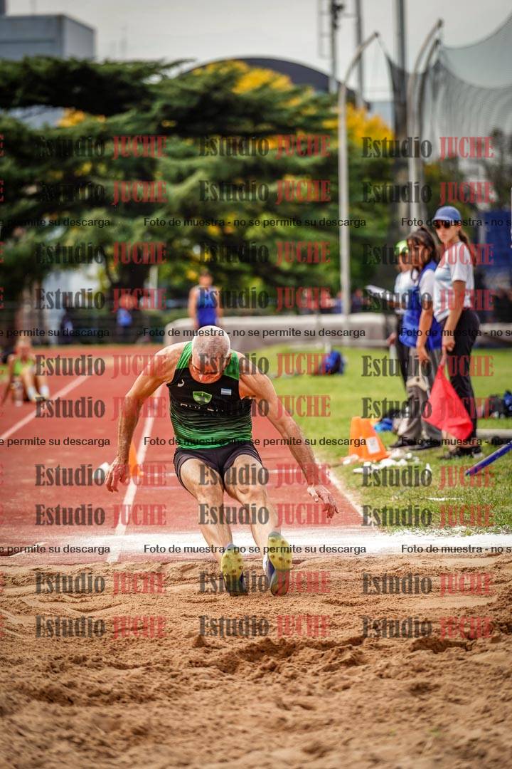 Fotos del salto triple de mujeres y varones