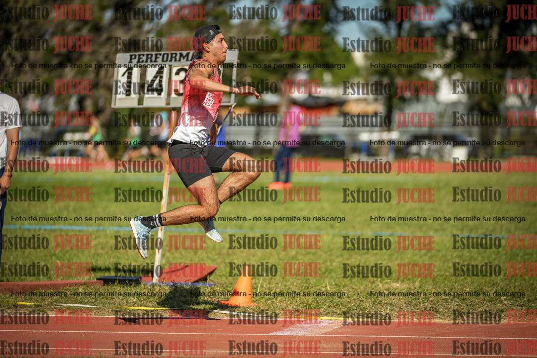 Fotos del salto triple de varones
