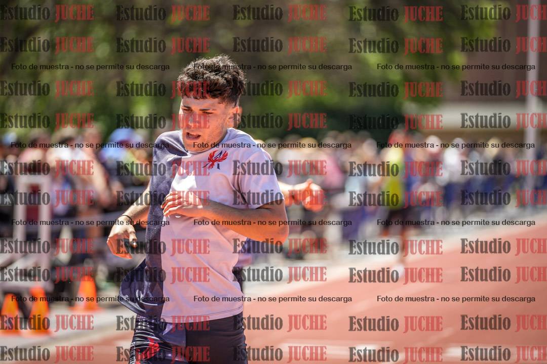 Fotos de los 400 m llanos de varones