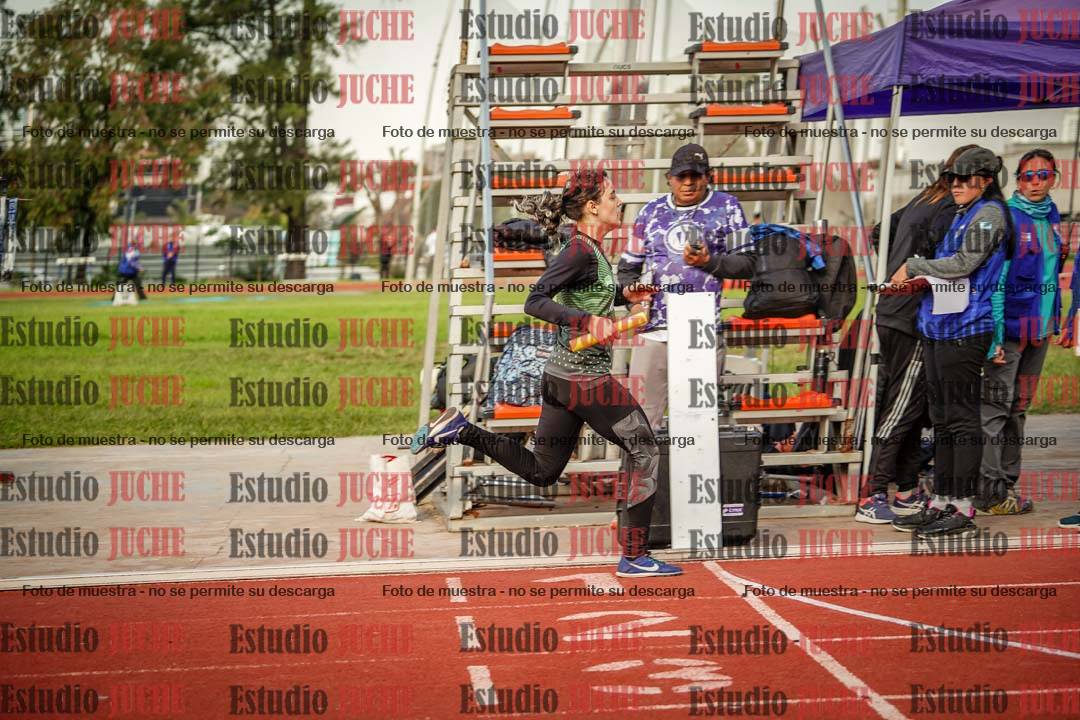 Fotos de las postas 4x400 m llanos de mujeres