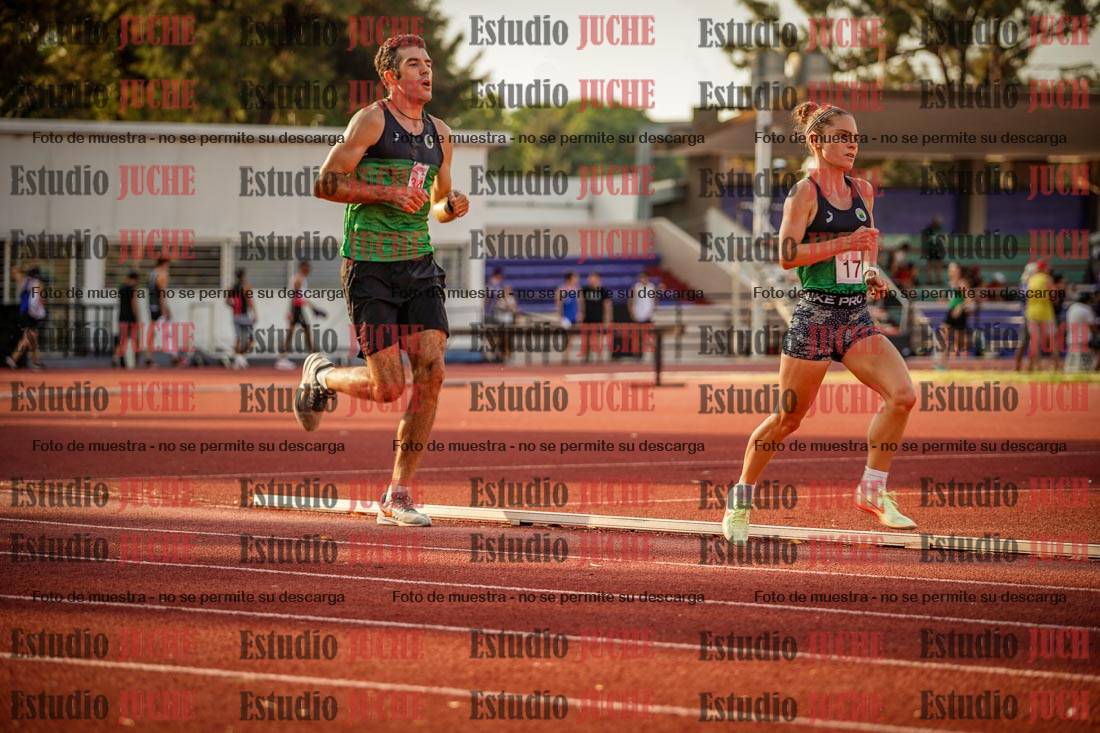 Fotos de los 5000 m llanos de mujeres y varones