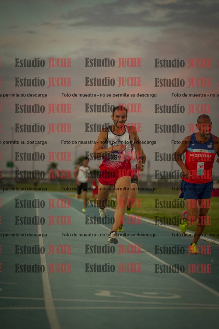 Fotos de los 3000 m llanos de varones