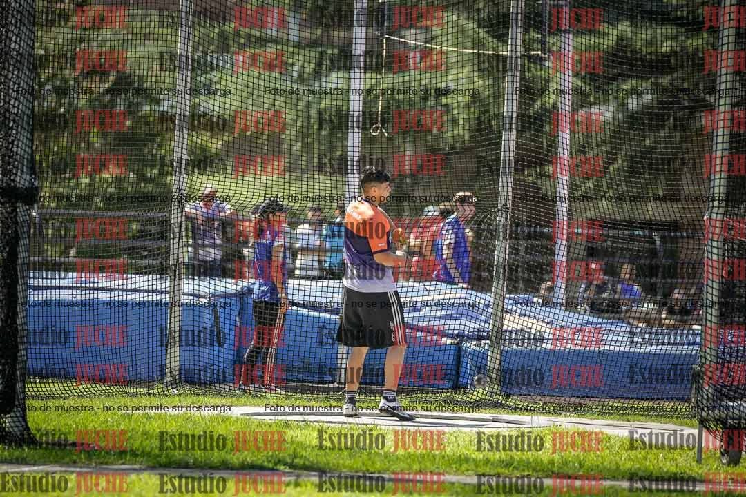 Fotos del lanzamiento de martillo de varones