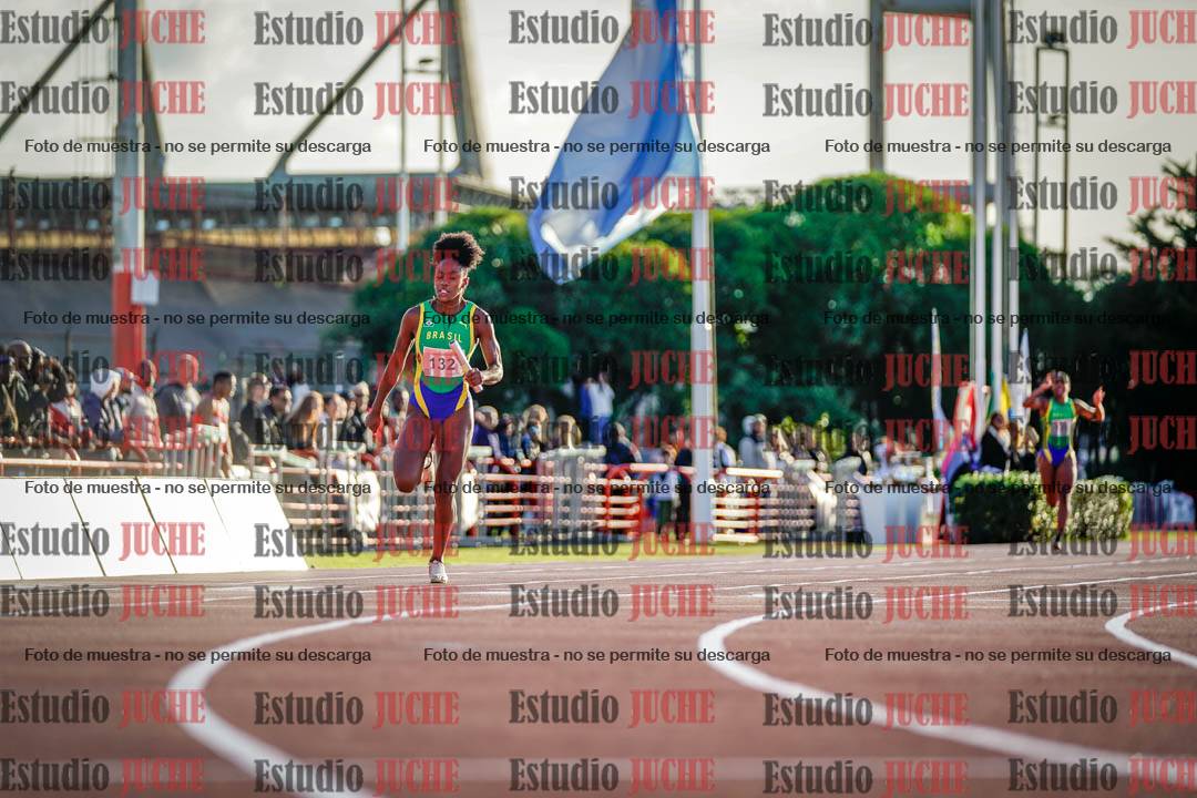Fotos de los relevos 4x100 m de mujeres