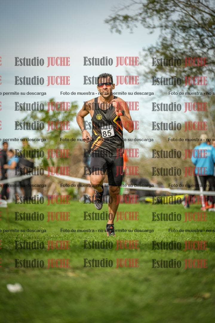 Fotos de la llegada del cross de 8000 m