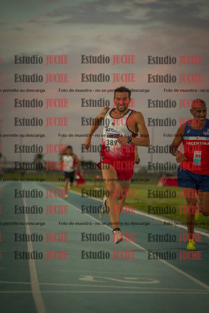 Fotos de los 3000 m llanos de varones