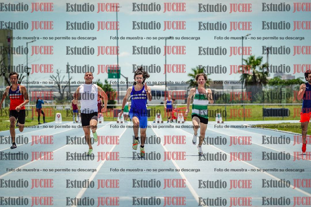 Fotos de los 100 m llanos de varones