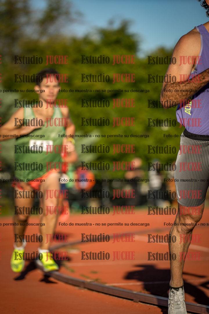 Fotos de los 3000 m llanos de varones