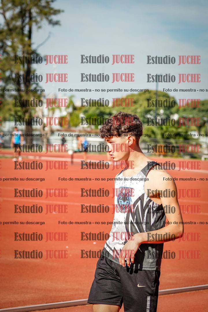 Fotos de los 400 m llanos de varones