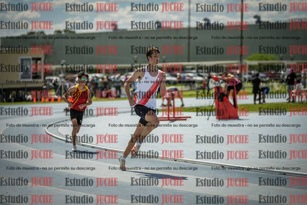 Fotos de los 400 m llanos de varones