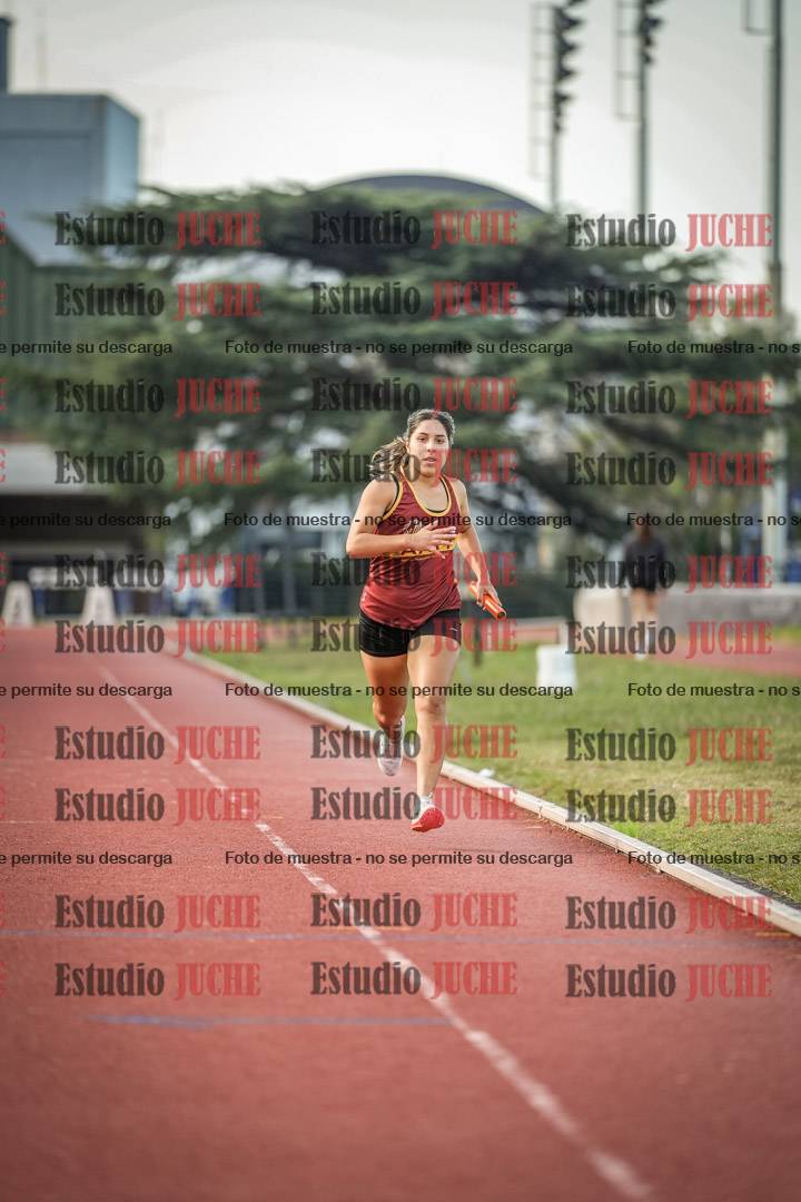Fotos de las postas 4x400 m llanos de mujeres