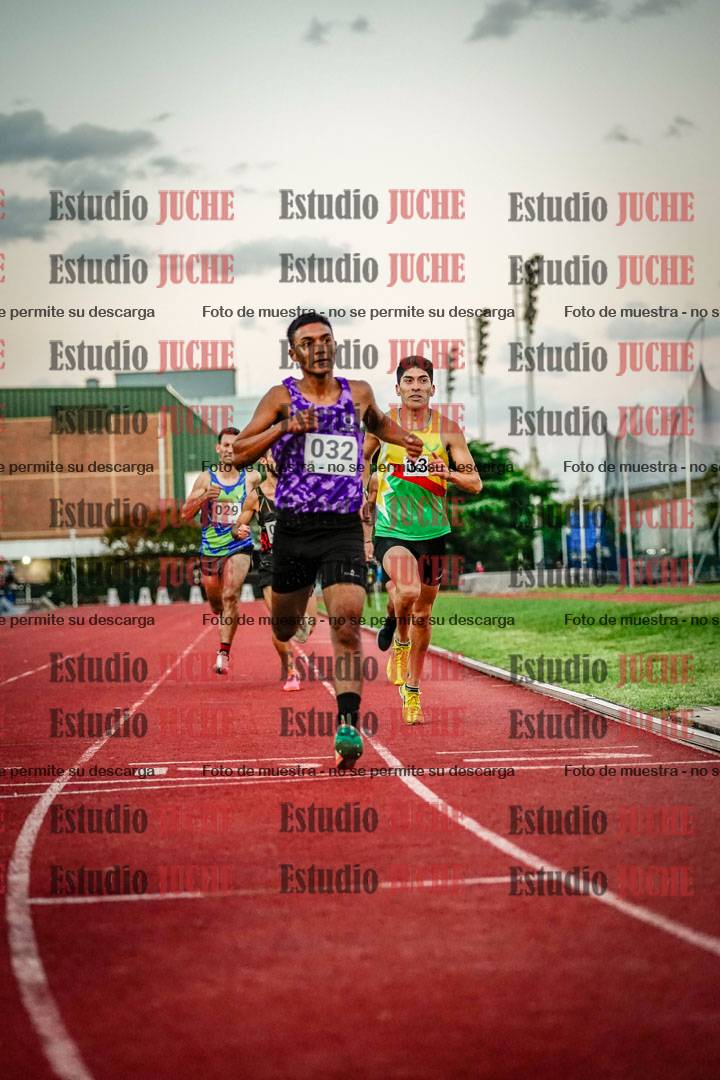 Fotos de los 1500 m llanos de varones