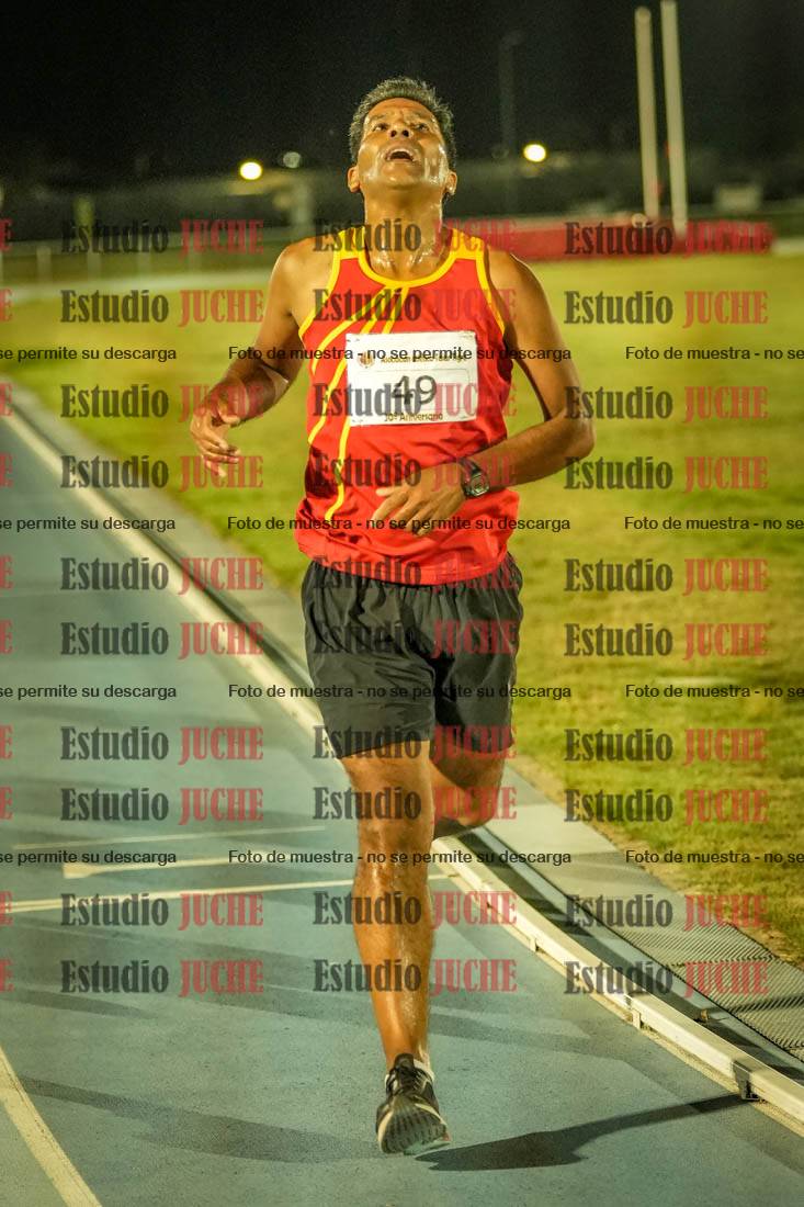 Fotos de los 3000 m llanos de varones