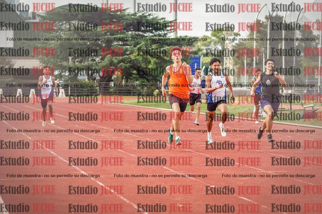 Fotos de los 400 m llanos de varones