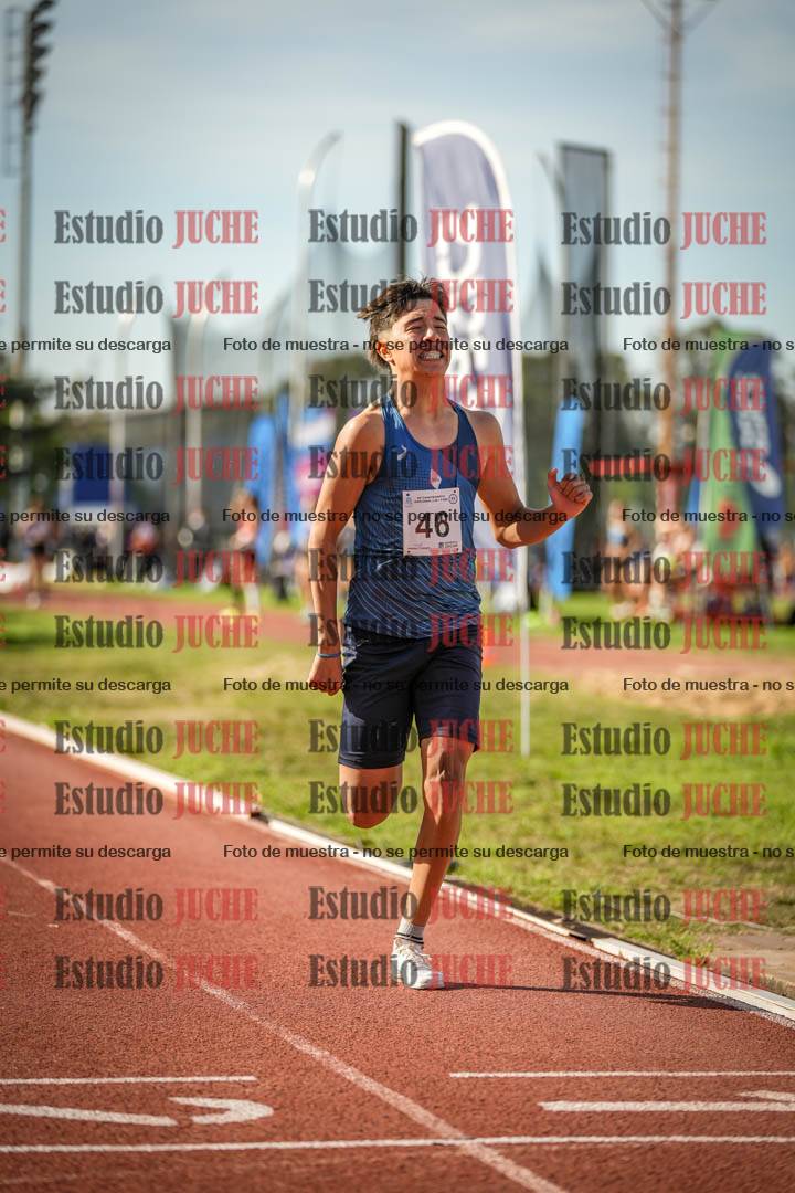 Fotos de los 1500 m de varones - decatlón 10