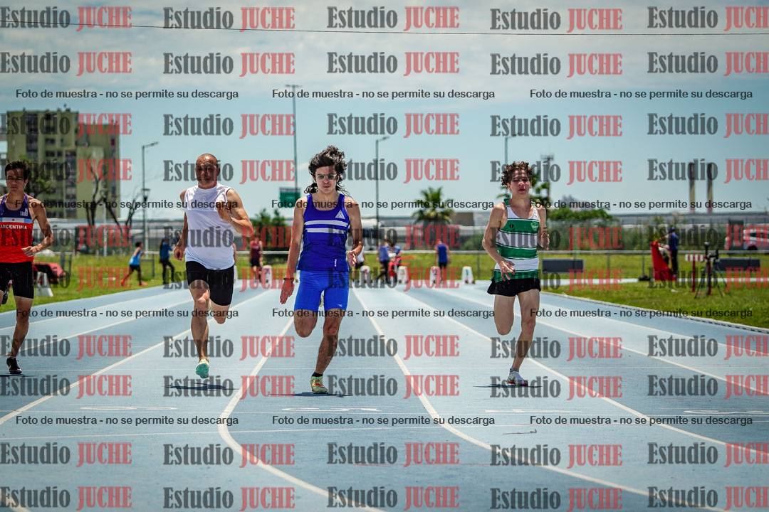 Fotos de los 100 m llanos de varones