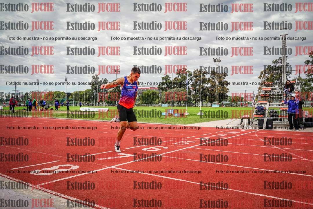 Fotos de los 400 m llanos de varones