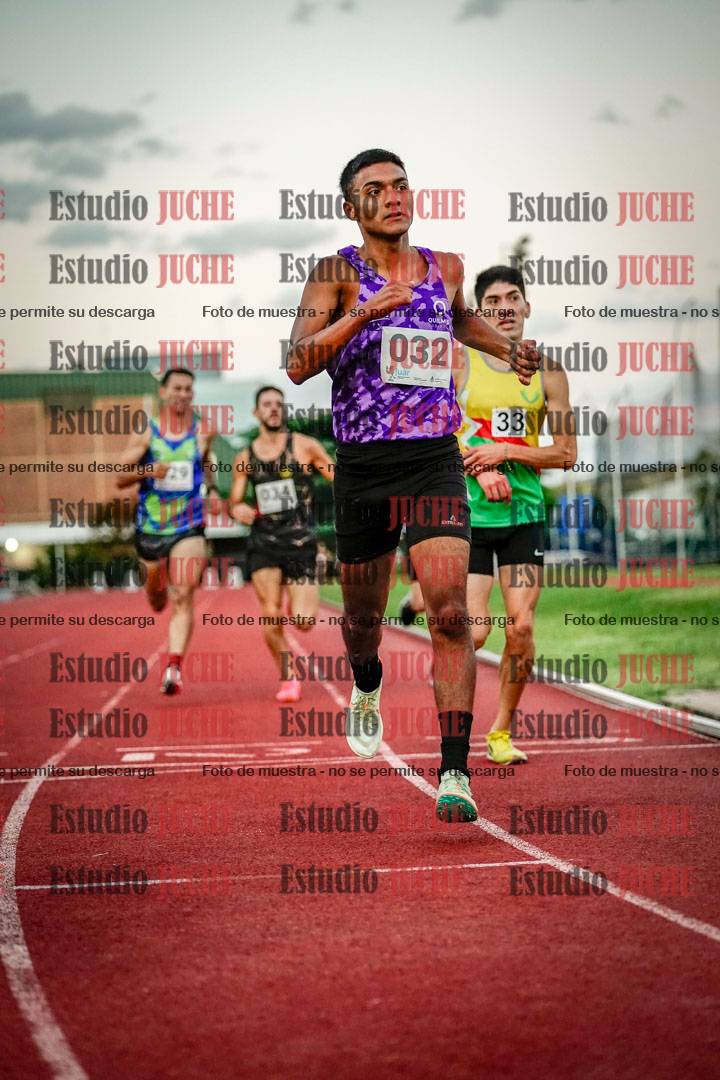Fotos de los 1500 m llanos de varones