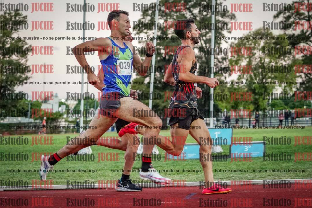 Fotos de los 1500 m llanos de varones