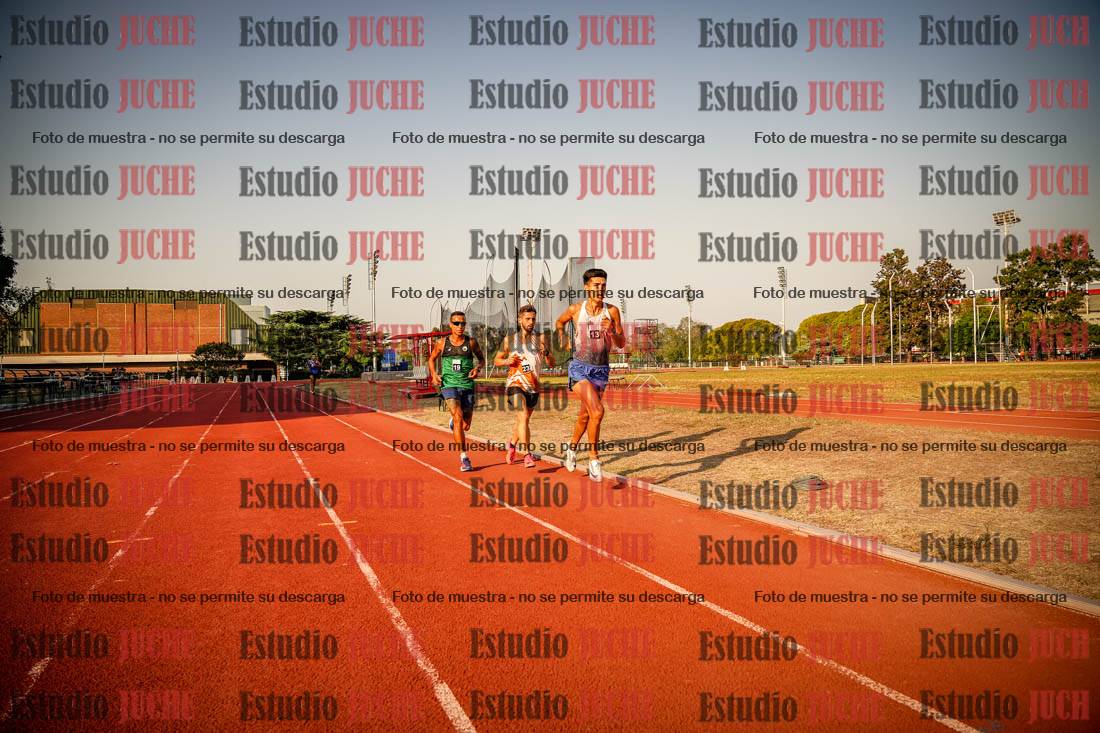 Fotos de los 5000 m llanos de mujeres y varones