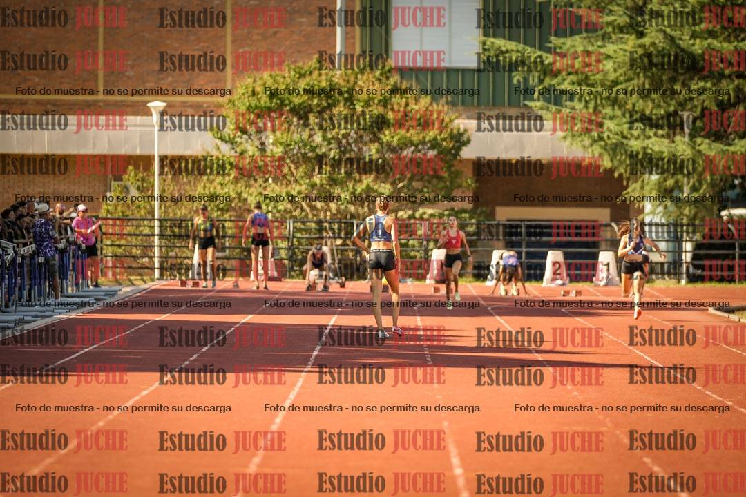 Fotos de los 100 m llanos de mujeres - FINAL U20